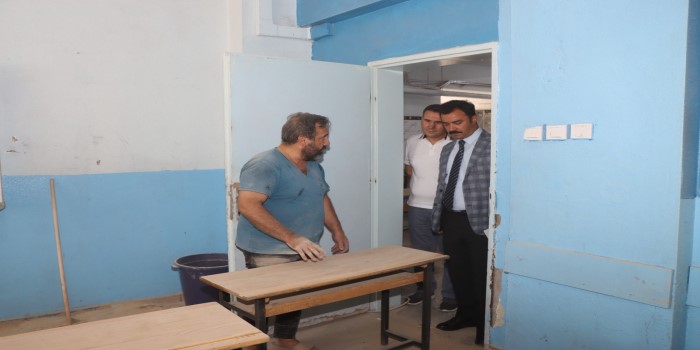 Okul idarecileri el birliğiyle okul tadilatını yaptı